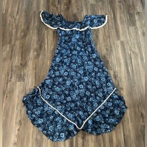 Vintage Blue Dress with White Lace Trim